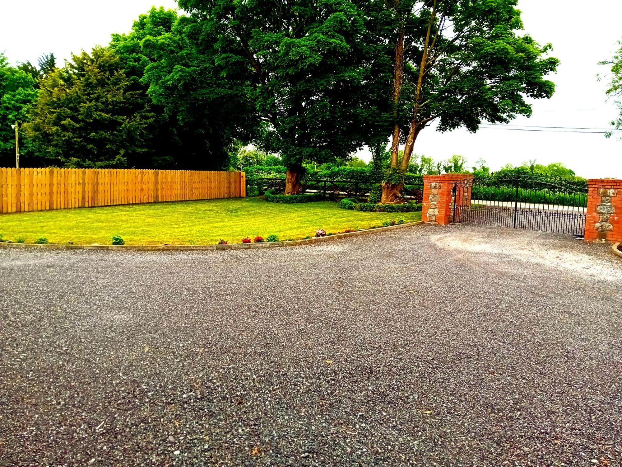 Гостевой дом White Quarry Hse Quarry Road Наван Экстерьер фото